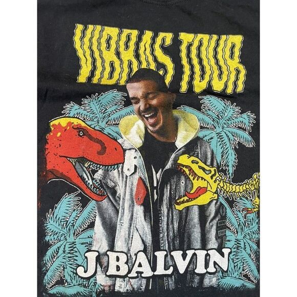 J Balvin Tour 2018 Graphic T-shirt Women Small Black Short Sleeve Music - Picture 2 of 5